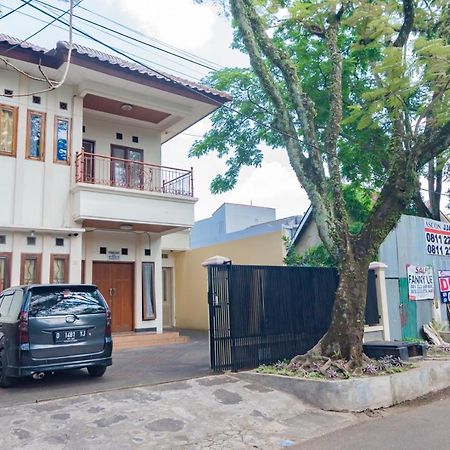 Koolkost Near Riau Junction Mall Bandung Exterior photo